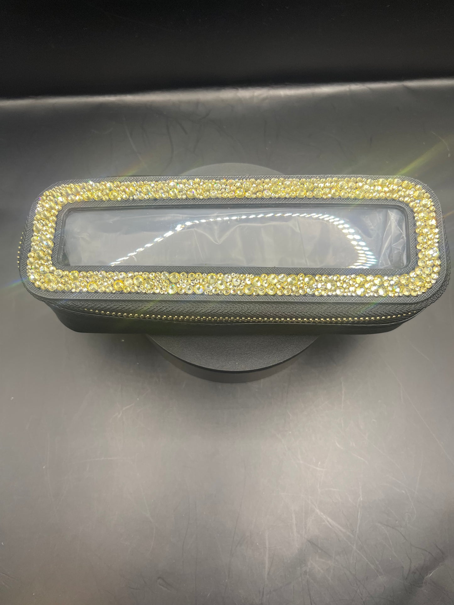 Luxus Necessaire mit Sichtfenster – handverziert mit goldenen Strasssteinen | TheGlitterThing