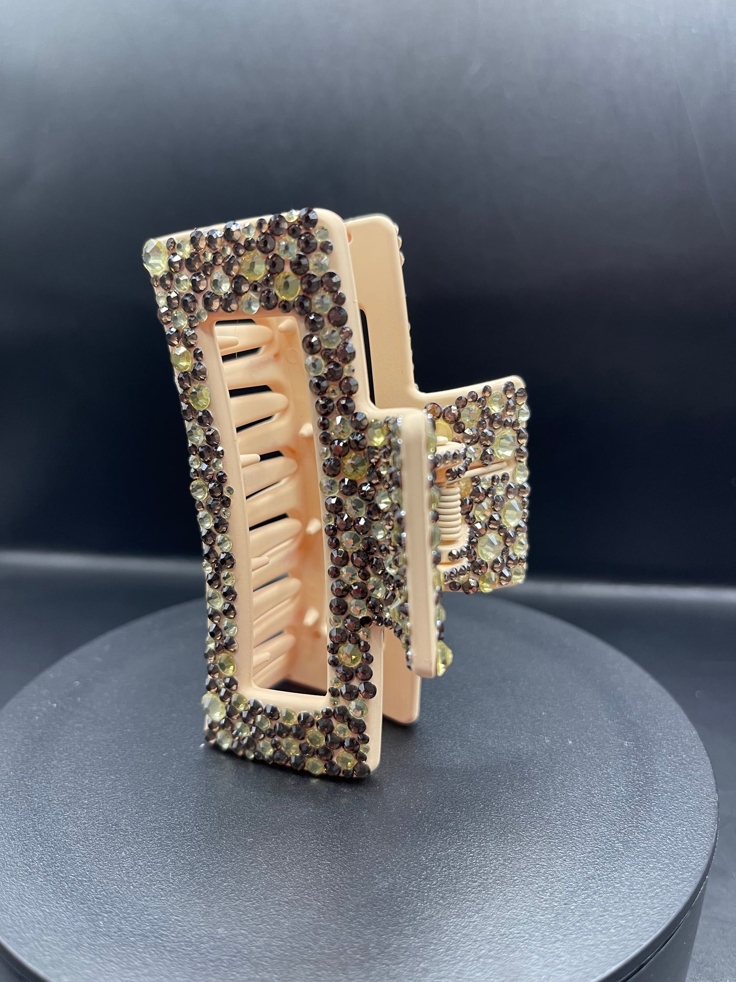 Handverzierte Haarspange Beige mit Strasssteinen – Elegante Glitzer Haarklammer