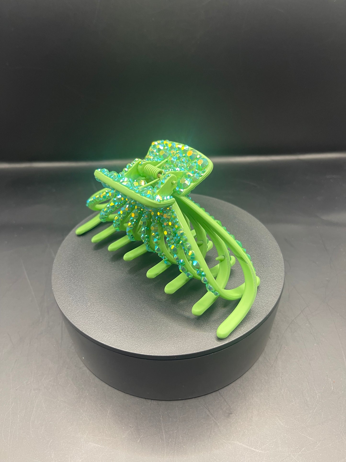 Emerald Glow Haarspange – 11 cm | Handbeklebtes Grün-Unikat mit Crystal Shine