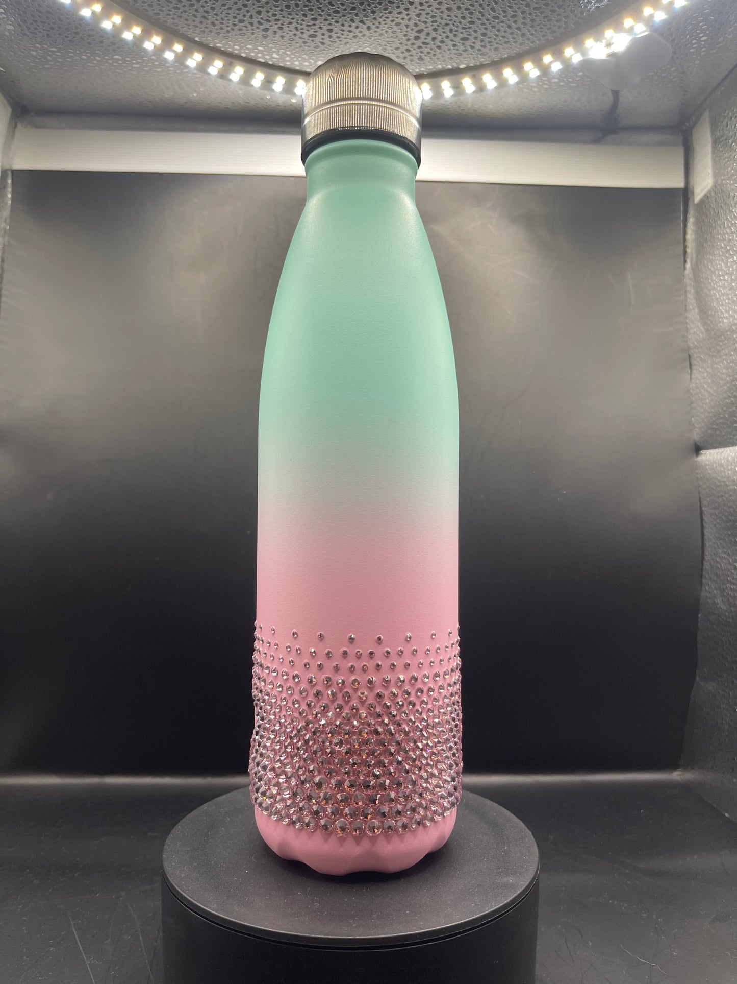 ✨ Trinkflasche „Cotton Candy Sparkle“ – handverziert mit Strasssteinen (Pink & Mint)