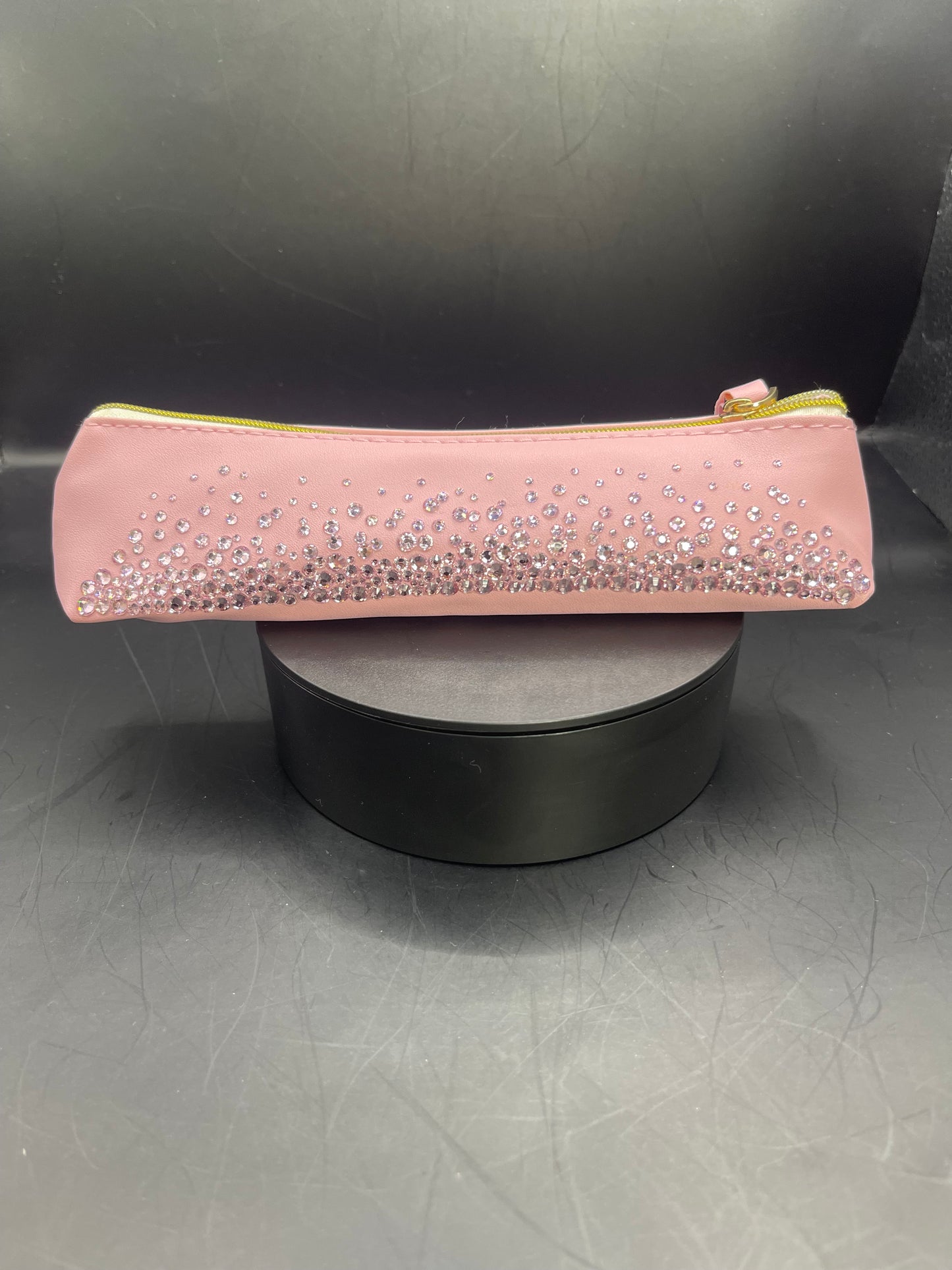 Rosa Glitzer-Etui – Handverziert mit Strass | TheGlitterThing Unikat