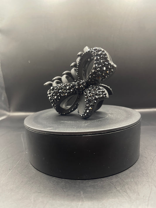 Luxus Haarspange „Black Bow“ – handbeklebt mit schwarzen Strasssteinen
