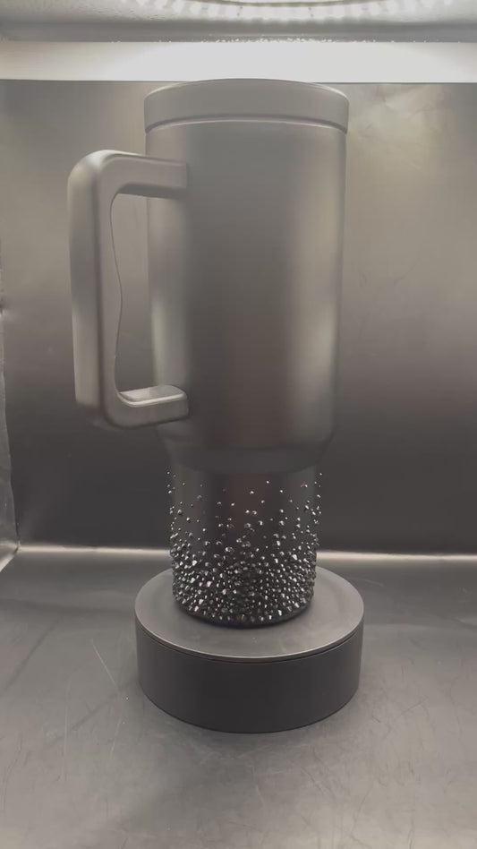 Thermobecher „Black Crystal“ – handveredelt mit schwarzen Strasssteinen | Limited Sparkle Edition