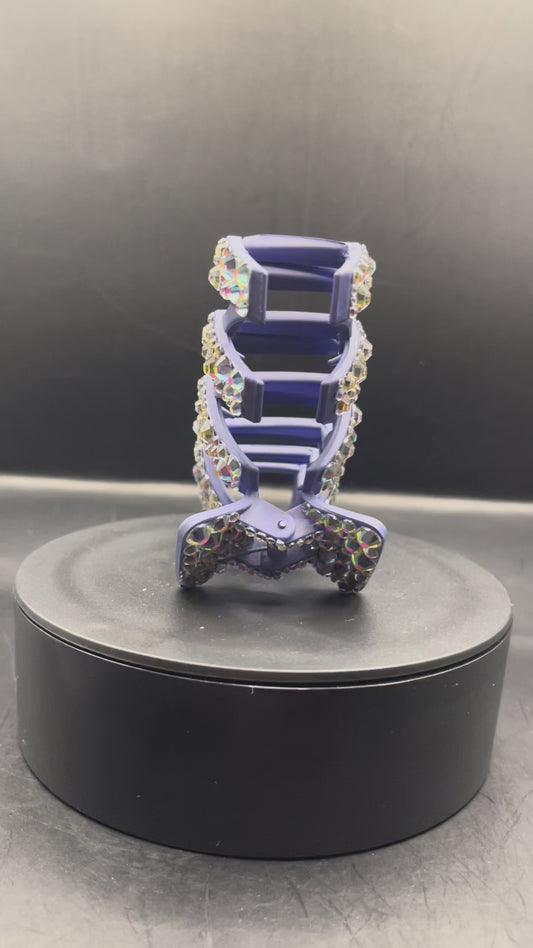 Glitzer-Haarspange Dunkelblau mit Multicolor-Strasssteinen – handverziert